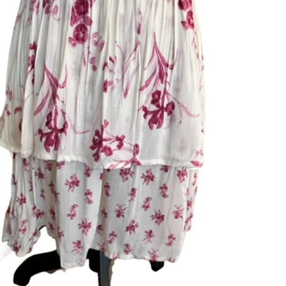 NWT Coco Jaimeson Floral Tiered Flowy Feminine Mini Dress Juniors Size Large - Picture 3 of 16